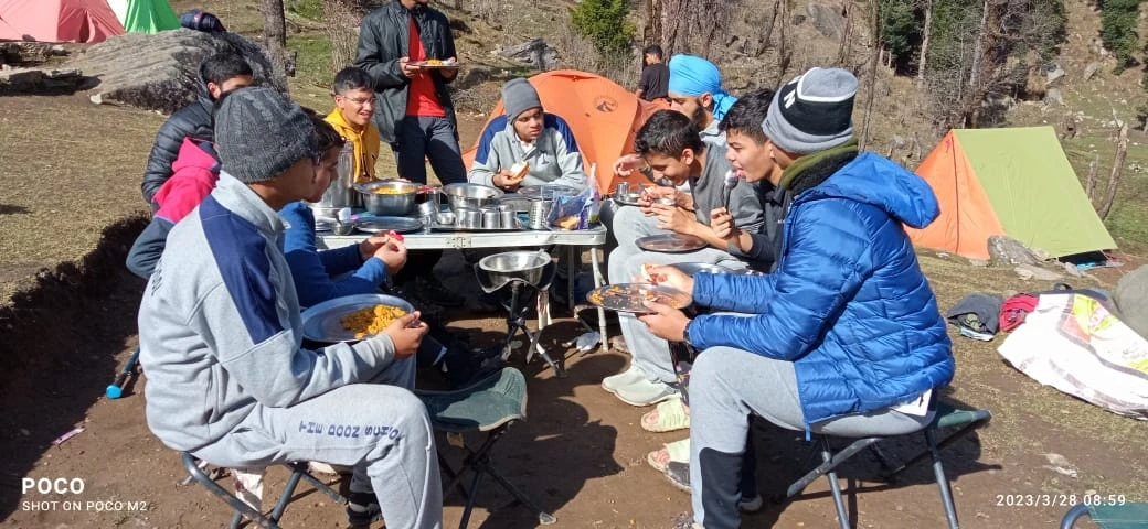 Kedarkantha Trek